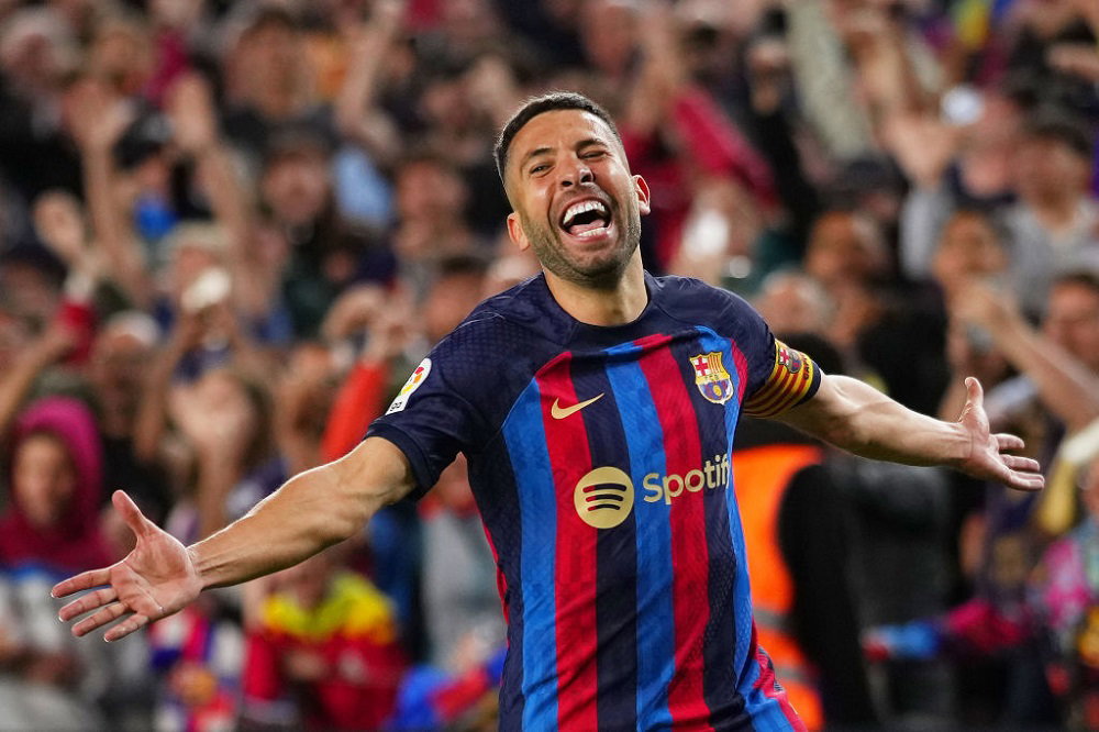 Could This Champions League-Winning Superstar Be The Answer To Newcastle United’s Left-Back Woes?