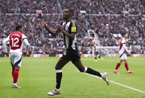 Richard Keys Questions Newcastle’s Performance After Beating “Really Poor” Arsenal