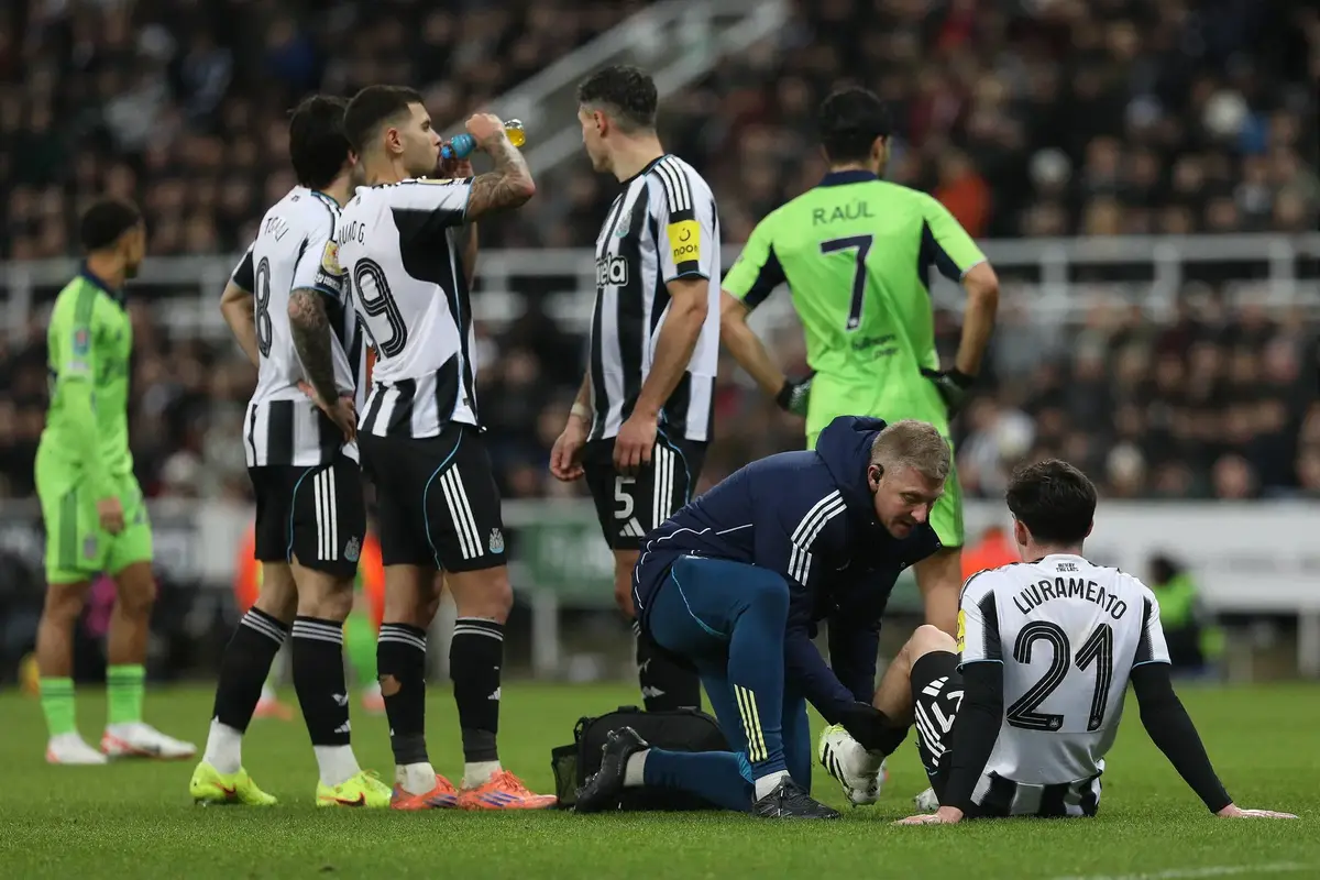 Man Utd Vs Newcastle United Early Injury News: 8 Players Ruled Out And 4 Doubts