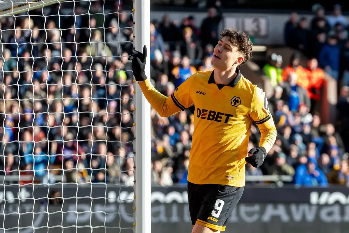 Forget Battling Leeds & Tottenham For Strand Larsen, Newcastle Should Sign £35m PL Star Instead