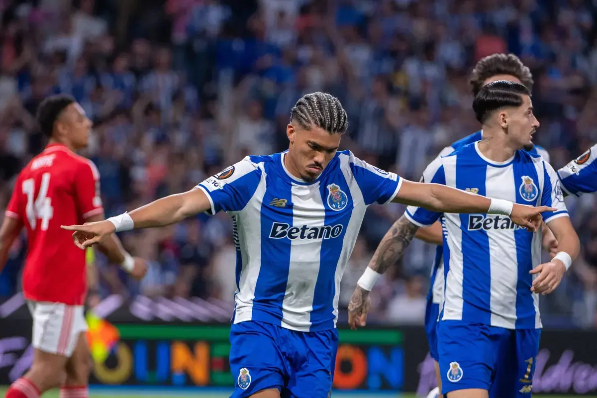 Newcastle United Have ‘”Intensified Interest” In 20 y/o Winger As £43.5M Race With Chelsea And Arsenal Heats Up
