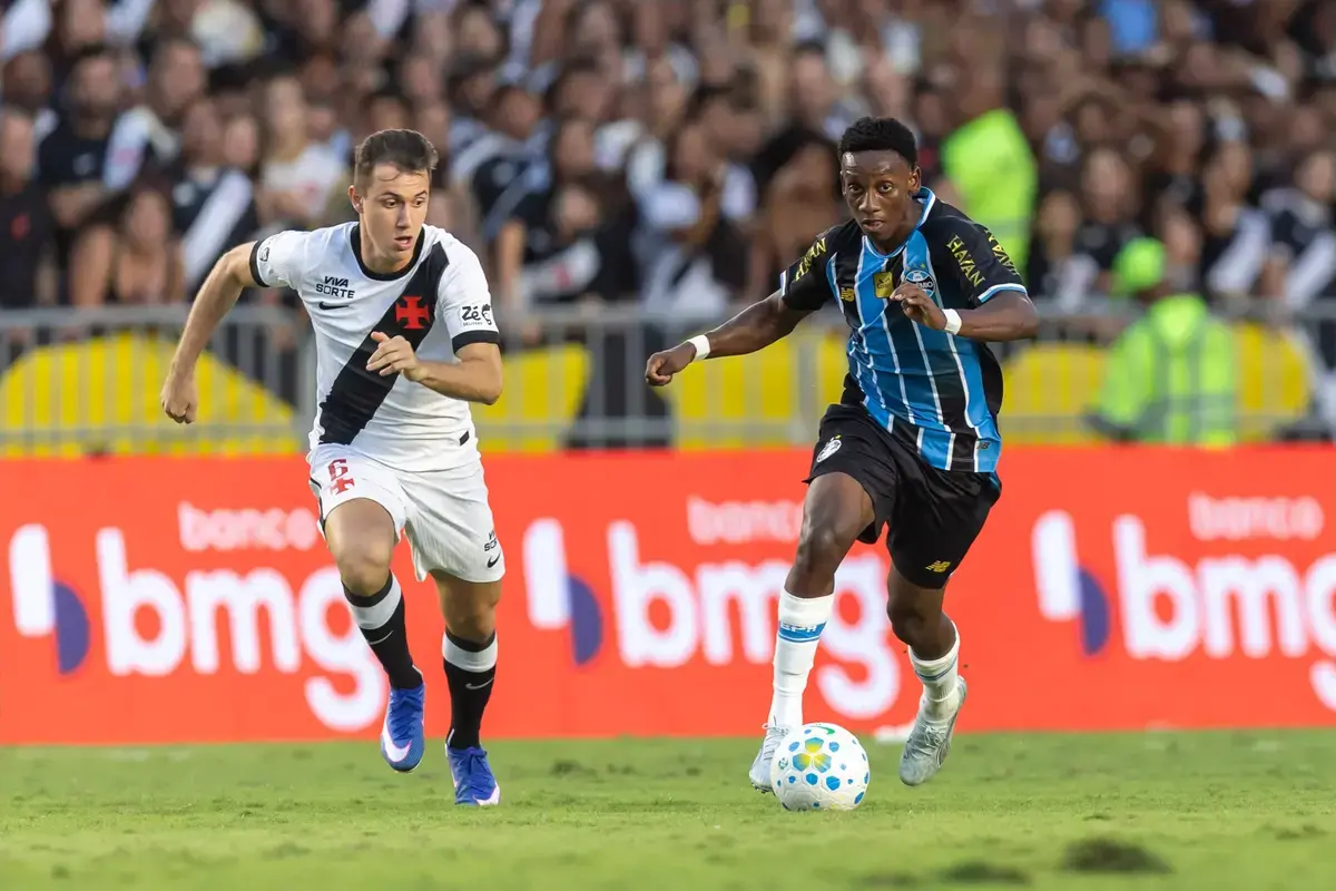 Club Chief Tells Newcastle, Chelsea And Liverpool That Brazilian Wonderkid Will Only Be Sold For “Big” Price